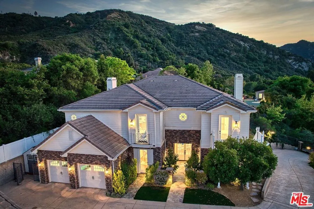 462 Cold Canyon Road, Calabasas, California 91302 home-pic-0